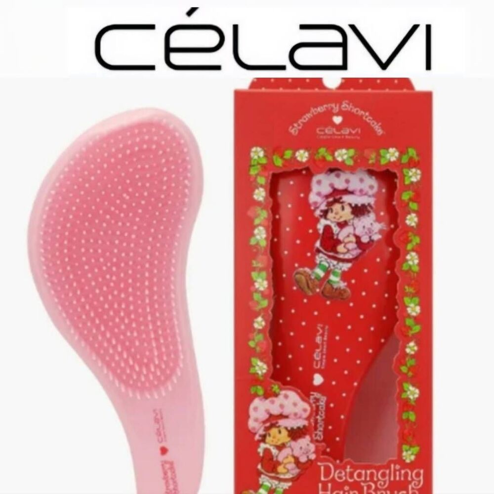 Celavi‎ X Strawberry Shortcake Detangling Hair Brush